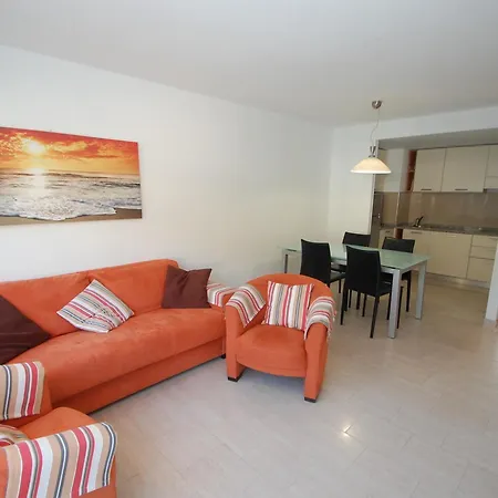 Апартаменты 2p Calme Avec Piscine Et Parking - Terrasse, Proche Plages Et Centre De - Fr-1-196-239 Ментона